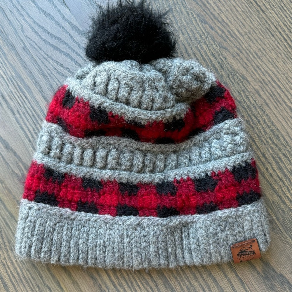 Preowned Handmade Crochet Beanie W/ Fur Pom Pom.